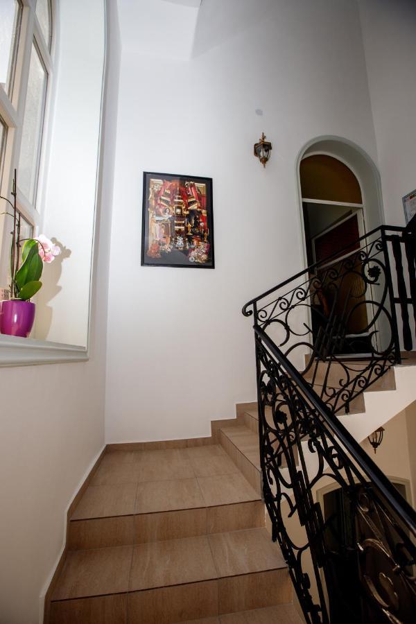 Angeli Vila Apartments ซูโบติกา ภายนอก รูปภาพ