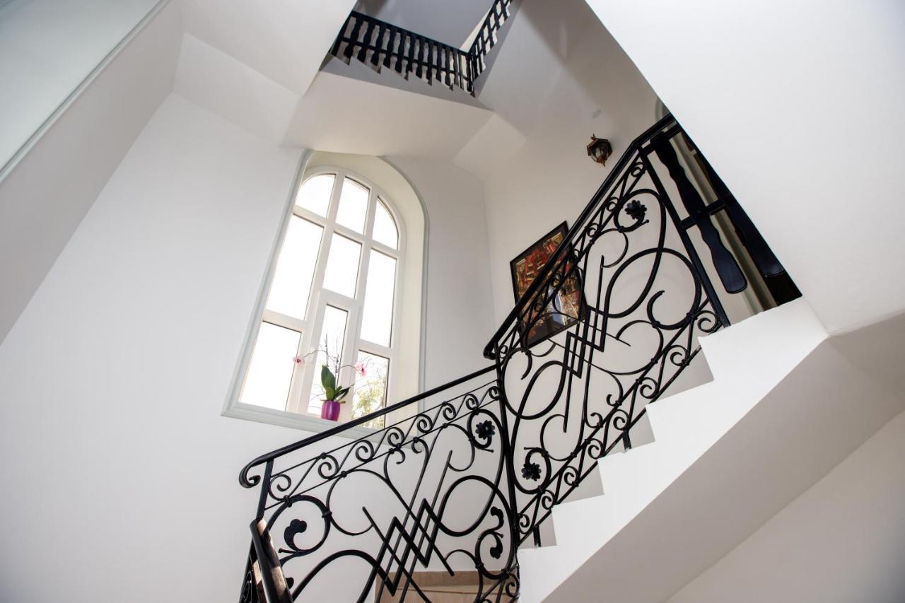Angeli Vila Apartments ซูโบติกา ภายนอก รูปภาพ